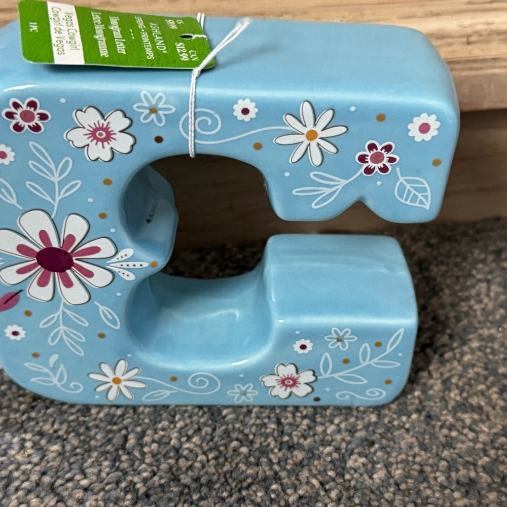 Ashland Light Blue Floral Ceramic Letter C - Picture 3 of 3